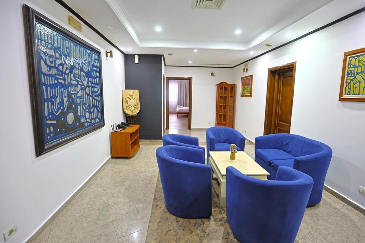 Kastrati Hotel Golem (Tirana)