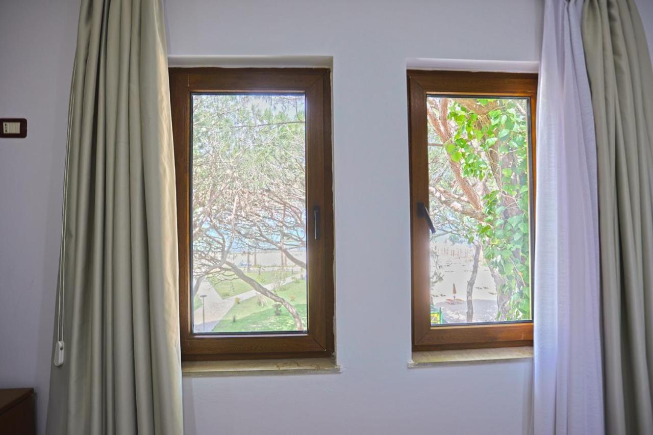 Kastrati Hotel 4*